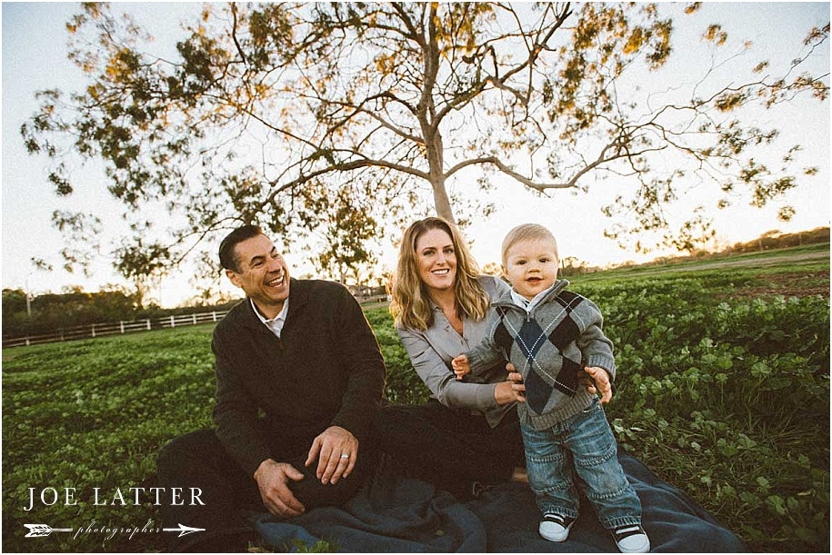 Beutiful family portraits taken in Huntington Beach by Long Beach wedding and portrait photographer, Joe Latter