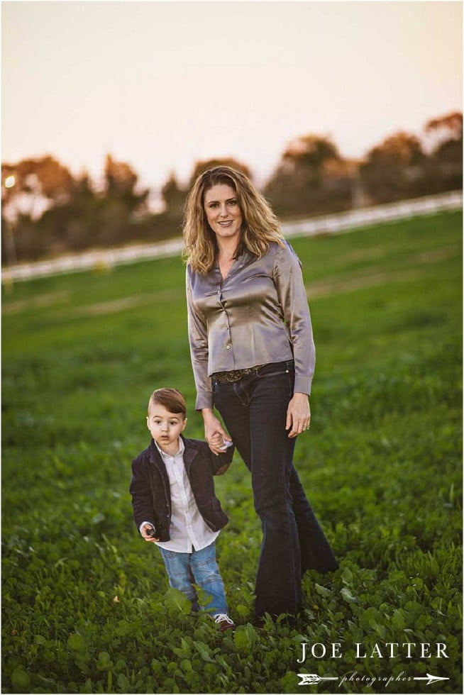 Beutiful family portraits taken in Huntington Beach by Long Beach wedding and portrait photographer, Joe Latter