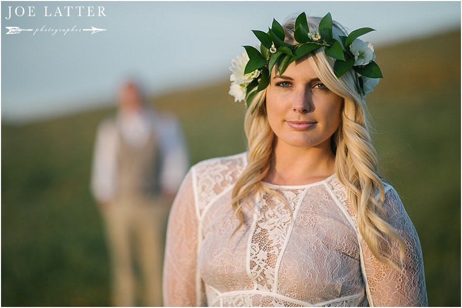 0009 Engagement photographer wedding pretty flowers