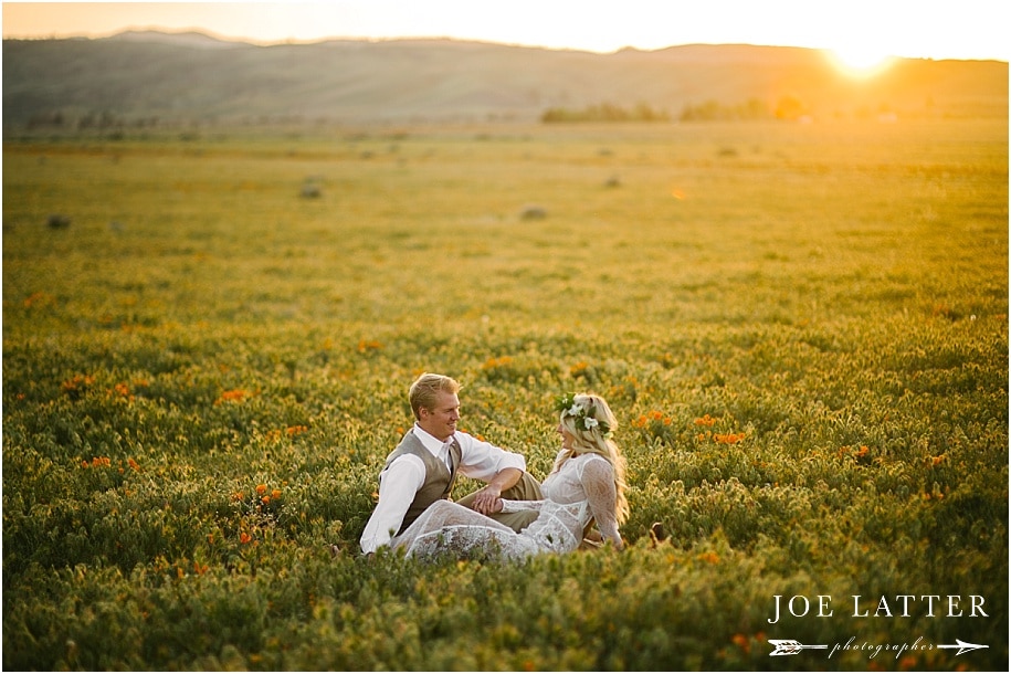 0015 Engagement photographer wedding pretty flowers