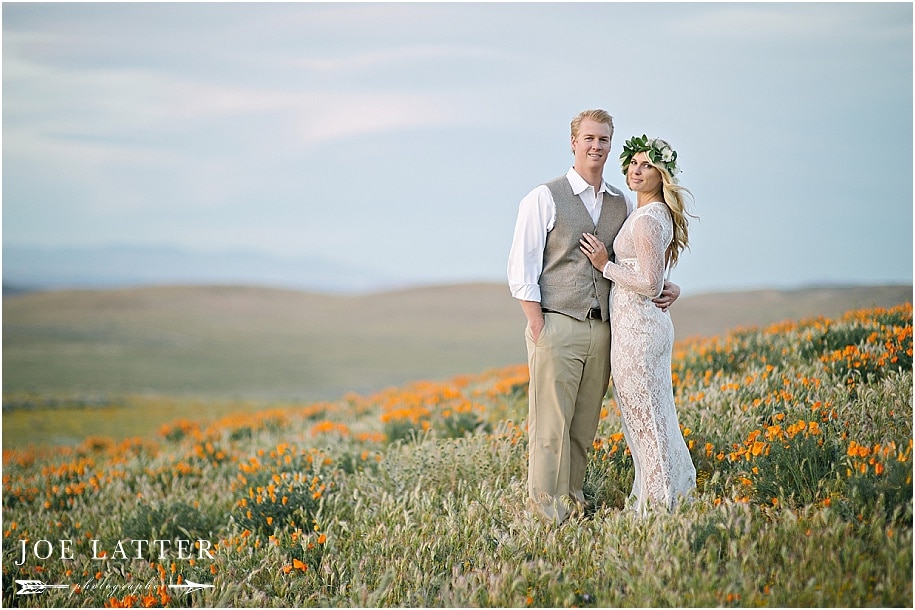 0027 Engagement photographer wedding pretty flowers