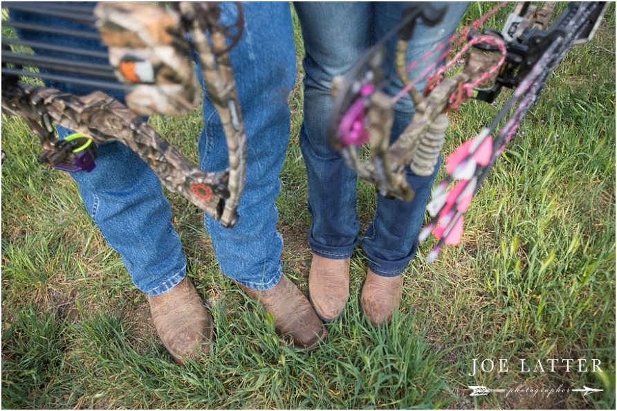0058 Engagement photographer wedding pretty flowers